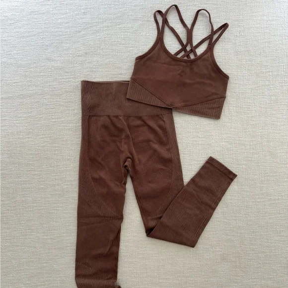 JoyLab Ribbed Workout Set - Picture 2 of 3